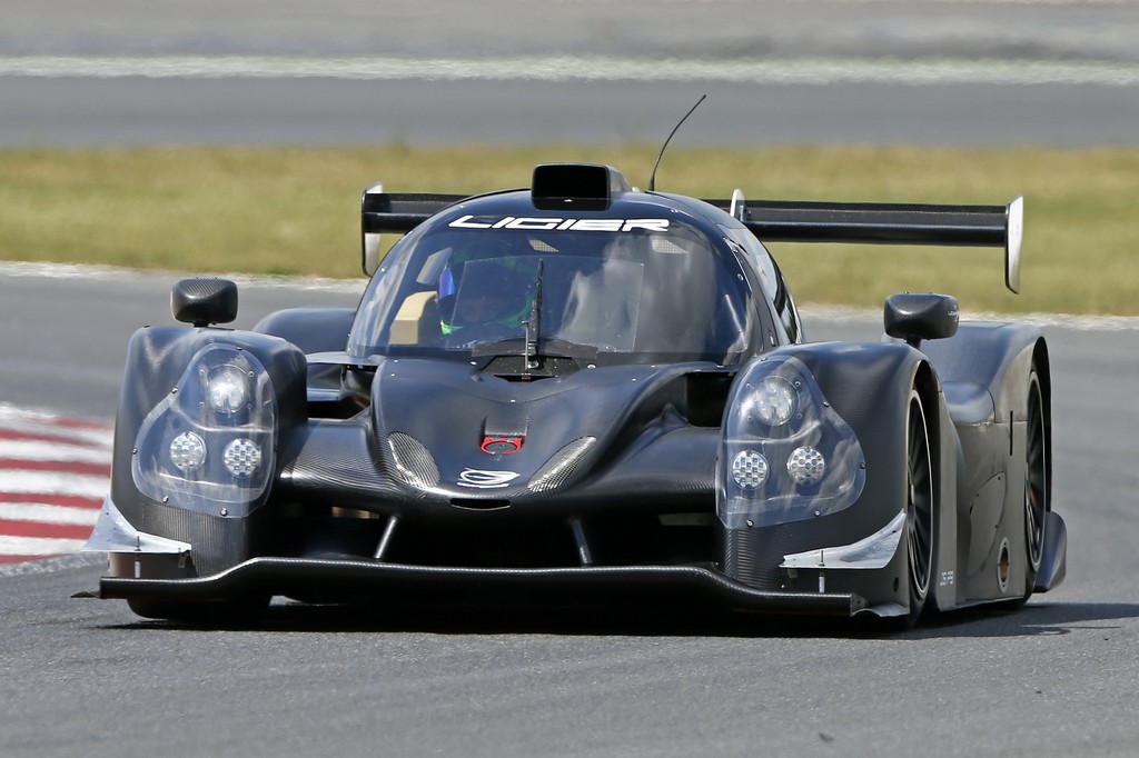 Nicholai Eberhard og Martin V. Jensen skal torsdag teste denne LMP3-racer